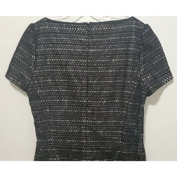 Rena Lang Black Mesh Crochet Design with Ivory - Picture 5 of 12